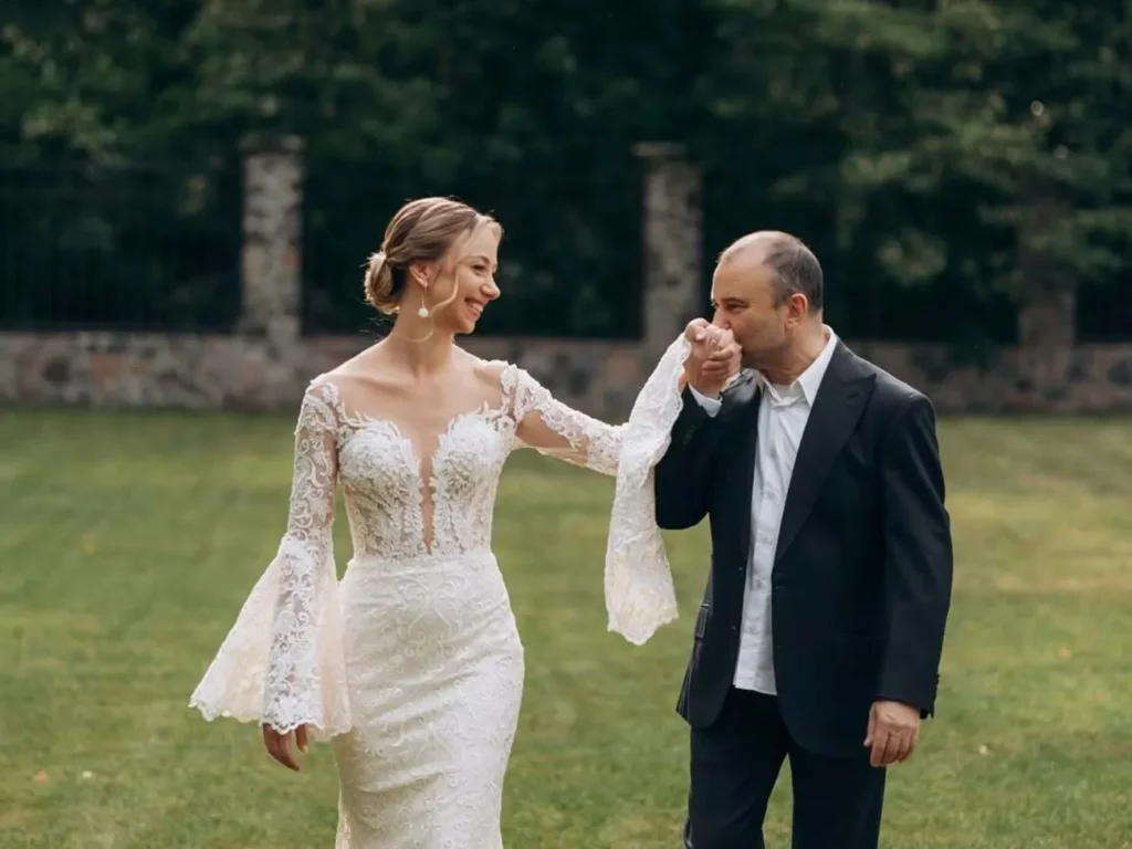 Холоденко: Павлік почав гуляти весілля, коли помирала дитина. Якби залишився з дитиною, ти б гуляв?