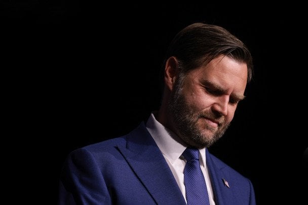 Зеленський був не перший: Венс розповів, як Трамп присоромив його через шкарпетки