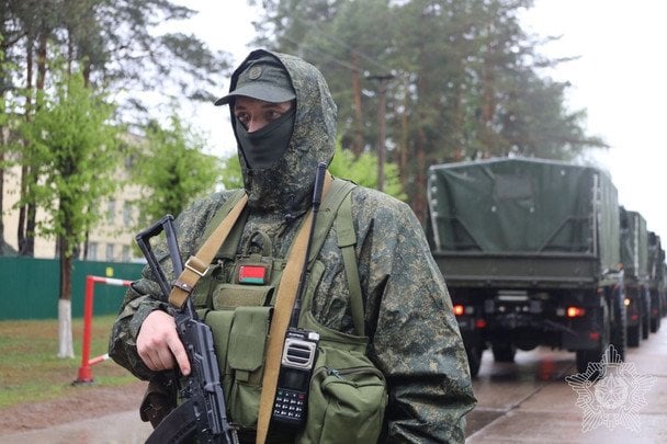 Лукашенка можуть штовхати до небезпечного рішення: експерт оцінив загрозу з Білорусі
