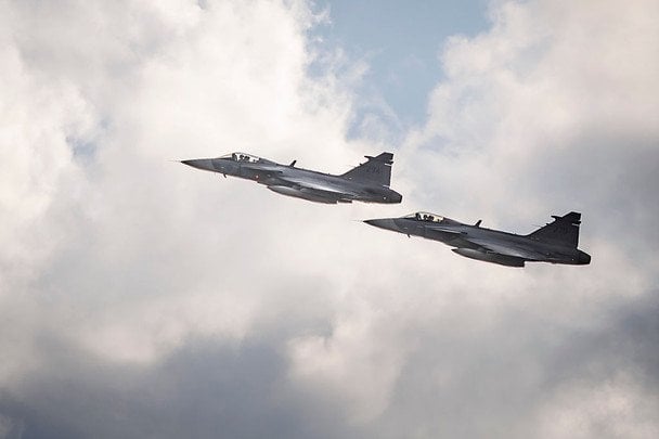 Українські пілоти — вже за штурвалами винищувачів Gripen: на якому етапі підготовка