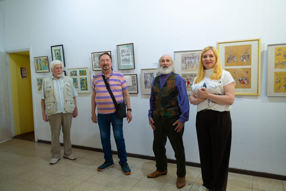 Перша персональна виставка Анатолія Фролова відкрилася у Києві: «Казковий світ» митця, який створював образи дитинства поколінь