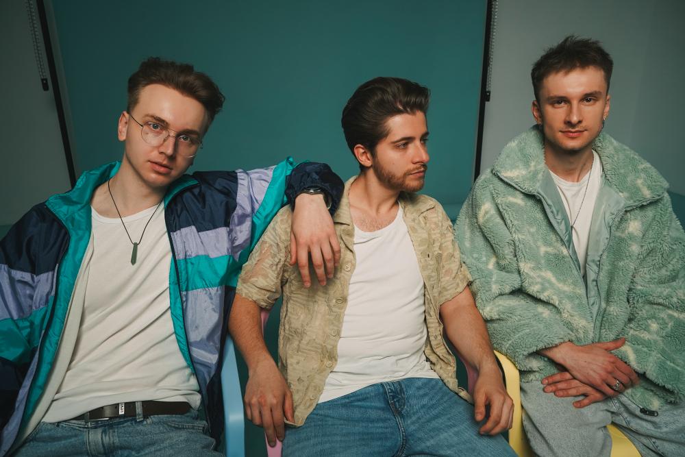 DVA презентують дебютний EP “DVAtion” - саундтрек юності, дружби та літа
