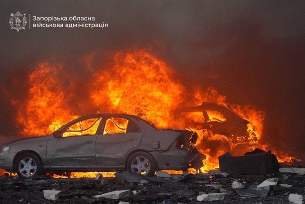 РФ ударила КАБами по великому місту: спалахнули пожежі, багато загиблих (відео)