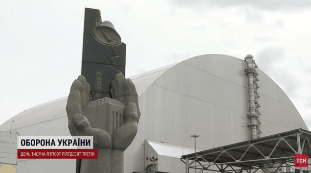 Іноземним чиновникам показали Чорнобильську зону, яку атакує РФ: що вони розповіли (відео)