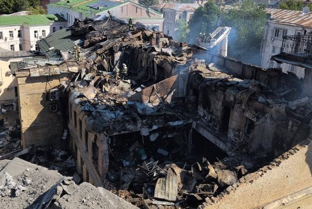 Музеї, опера та історичні пам’ятки: Київ зазнав сильних руйнувань (фото) Музеї, опера та історичні пам’ятки: Київ зазнав сильних руйнувань (фото)