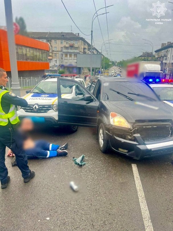 У Києві п’яний водій влаштував перегони з поліцією: чим все скінчилося У Києві п’яний водій влаштував перегони з поліцією: чим все скінчилося