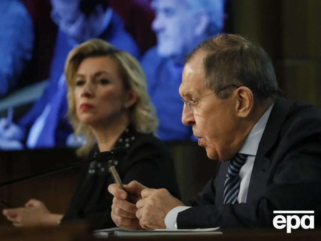 Російські злодії відкрили в тилу РФ заклад в кольорах УПА і висміяли Лаврова із Захаровою. Фото Російські злодії відкрили в тилу РФ заклад в кольорах УПА і висміяли Лаврова із Захаровою. Фото