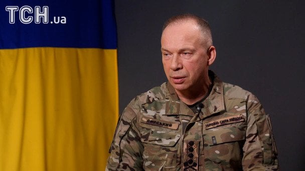 Наступ як у Першу світову: Сирський розповів, чому ЗСУ штурмують ворога “ногами”