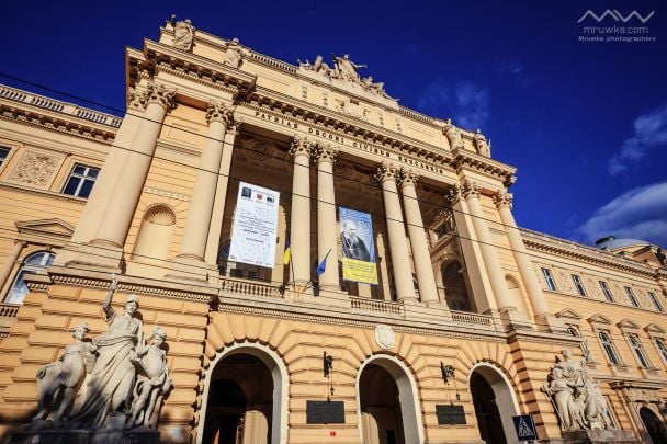 Ціни на навчання в університетах України злетіли: де студенти заплатять найбільше