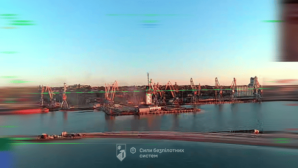 "Азов" і СБУ вивели з ладу порт Маріуполя: росіяни втратили важливий логістичний вузол "Азов" і СБУ вивели з ладу порт Маріуполя: росіяни втратили важливий логістичний вузол