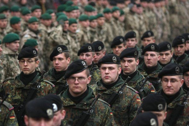 Німеччина терміново направила до кордону з Білоруссю майже 5 тис. військових: що сталося