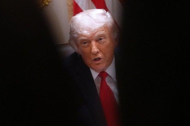 Благала про фото: Трамп публічно принизив Мелоні та нарвався на жорстку відповідь прем’єрки