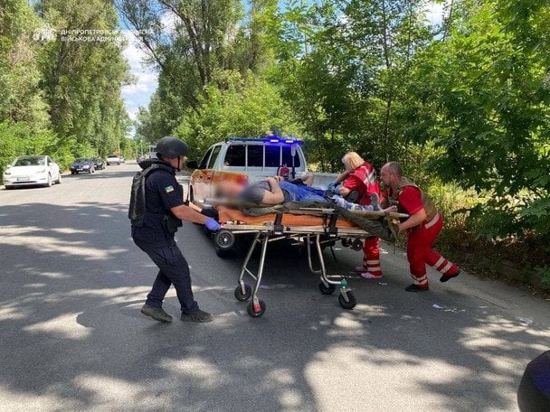 Маршрутка і цивільні об'єкти, є загиблі: які міста сьогодні бомбила РФ (фото)