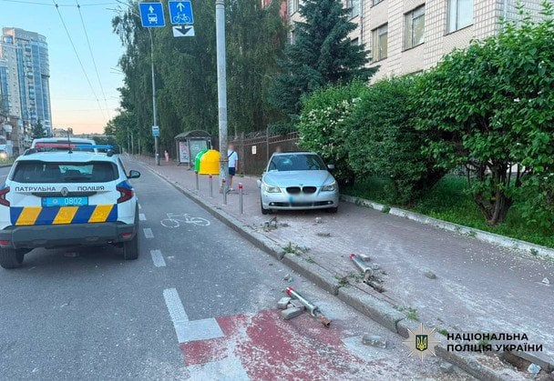 Трагічна ДТП сталася у Києві: авто після потужного зіткнення на смерть збило пішохода Трагічна ДТП сталася у Києві: авто після потужного зіткнення на смерть збило пішохода