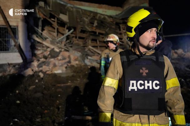 Росія вдарила КАБами по Харкову: під завалами приватного будинку опинилася жінка
