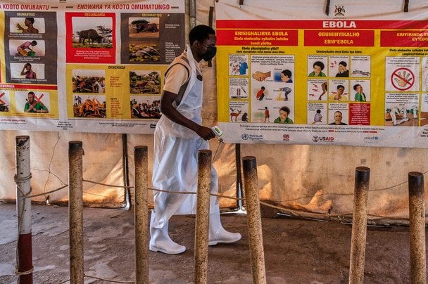 Голод страшніший за вірус: у Конго хворі на Еболу масово тікають з лікарень Голод страшніший за вірус: у Конго хворі на Еболу масово тікають з лікарень