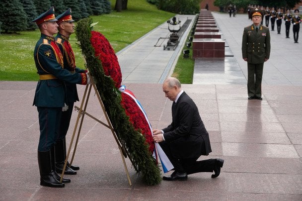 Атаки на Москву напряму вдарили по Путіну: диктатор намагається стримати «бунт», але виходить погано