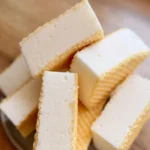 Це морозиво всього із двох продуктів врятує від спеки. Рецепт за п'ять хвилин
