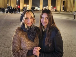 "Неземна краса", "Приголомшлива генетика". У мережу потрапило відео внучки Пугачової