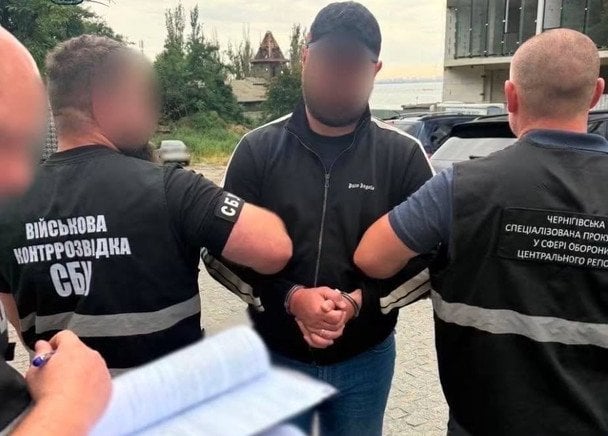 Віртуальні бійці та реальний «Лексус»: як очільник ТЦК робив план мобілізації фіктивними солдатами