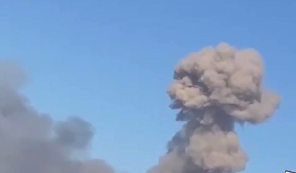 У Донецьку вибухнув склад боєприпасів (відео)