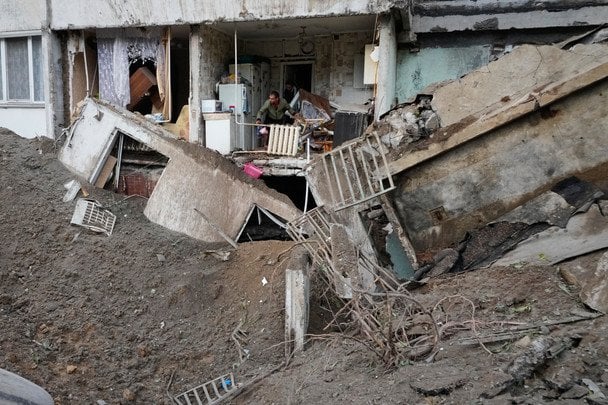 Смертельний удар по Києву: рятувальники дістали ще одне тіло — останні дані