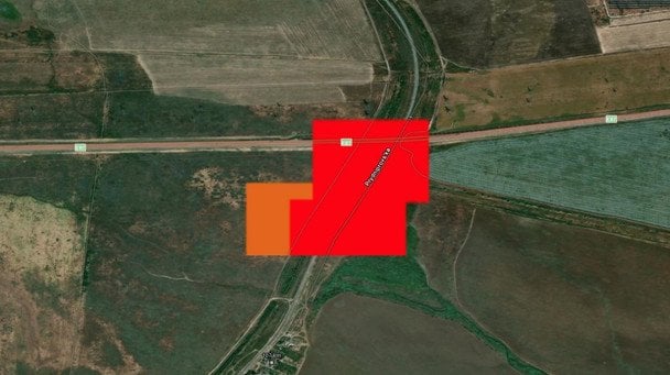 У Криму біля Феодосії спалахнула пожежа після вибухів: супутники NASA зафіксували займання У Криму біля Феодосії спалахнула пожежа після вибухів: супутники NASA зафіксували займання