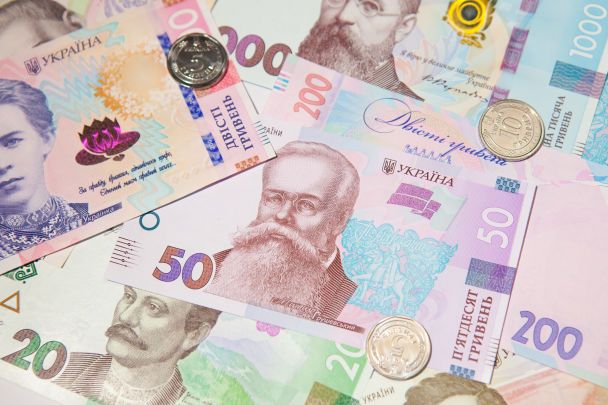 Додаткові гроші до пенсії: хто в Україні може отримувати майже 1300 грн щомісяця