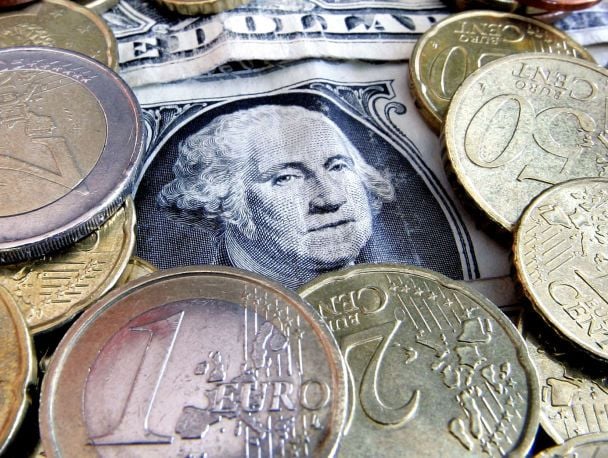 Курс валют на 20 липня: скільки коштуватимуть долар, євро і злотий