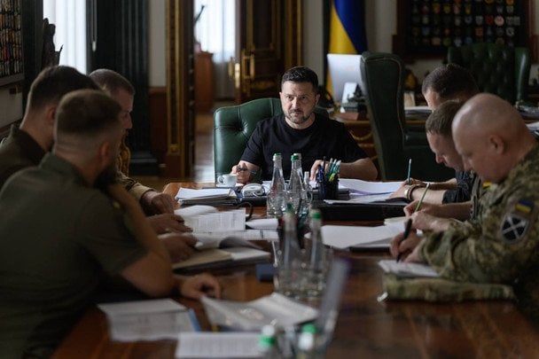 3000+ км — не межа: Зеленський заявив про нові далекобійні удари проти РФ