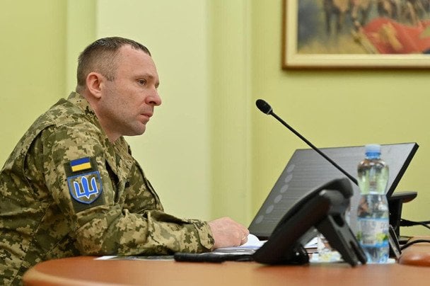 Натяки на Сирського та опір системи: генерал Драпатий підірвав мережу заявою на підтримку Федорова
