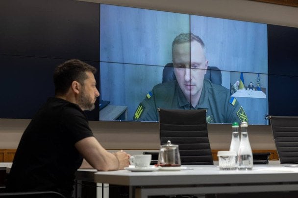 Не «кастинг»: УП дізналася, навіщо Зеленський насправді зібрав бойових командирів Не «кастинг»: УП дізналася, навіщо Зеленський насправді зібрав бойових командирів