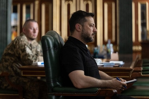 Драпатий, Горбатюк, Апостол: навіщо Зеленський зібрав командувачів ЗСУ