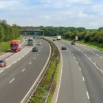Шість місць на дорозі, де зупинка заборонена. Фото