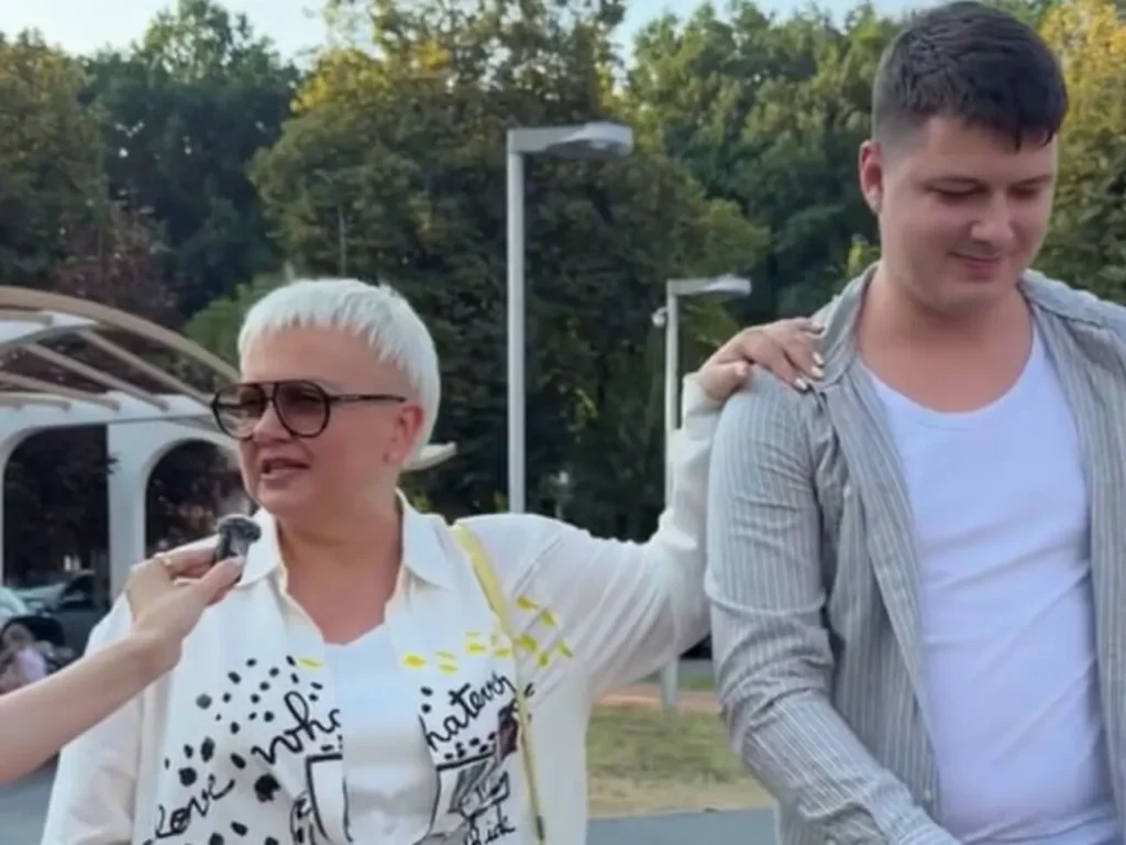 В Україні 53-річна блогерка покинула чоловіка заради 24-річного коханого. Що сказав її 30-річний син В Україні 53-річна блогерка покинула чоловіка заради 24-річного коханого. Що сказав її 30-річний син
