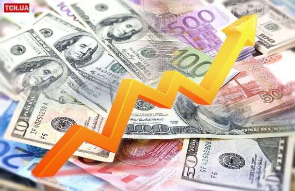 Гривня може стрімко знецінитись: експерти ошелешили прогнозом про курс валют в Україні