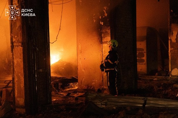 Ракетний удар по Києву: влада заявила про загиблого і травмованих — нові дані