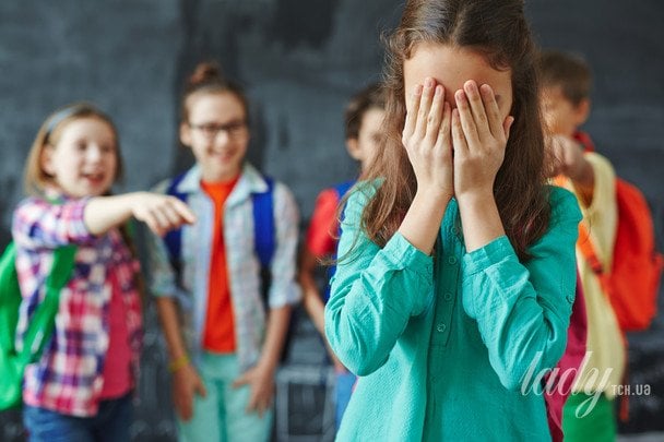 У школах змінили правила реагування на булінг: що мають знати батьки та вчителі
