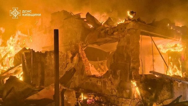Несподівана балістична атака на Київ та смертельний удар РФ по Київщині: головні новини ночі 8 серпня 2026 року
