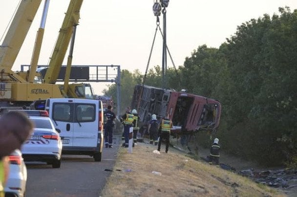12 загиблих у смертельній ДТП: автобус злетів у кювет 12 загиблих у смертельній ДТП: автобус злетів у кювет