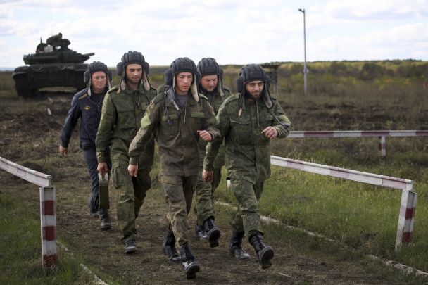 Чоловіків забирають з роботи й відділків: у РФ силове вербування охопило вже 17 регіонів