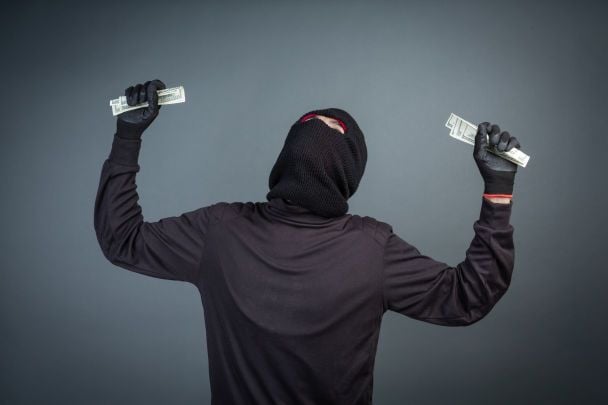 У Франківську місцевий "Робін Гуд" обкрадав багатих: усе закінчилось несподівано