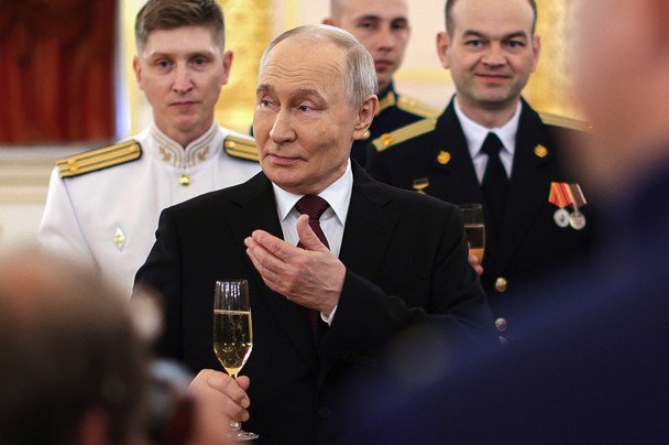 Серед генералів Путіна «полетіли голови»: як у Кремлі шукають винних за провали РФ — деталі