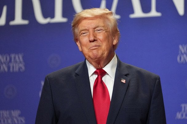 Трамп в істериці через дефіцит ракет у США, дійшло до сварки з Пентагоном — всі деталі (оновлено)