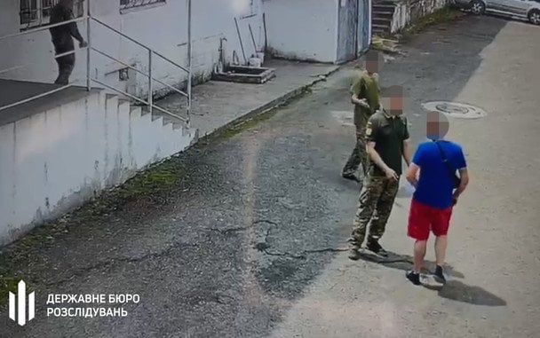 На Закарпатті масово мобілізовували чоловіків із законними відстрочками і бронюванням — деталі від Лубінця