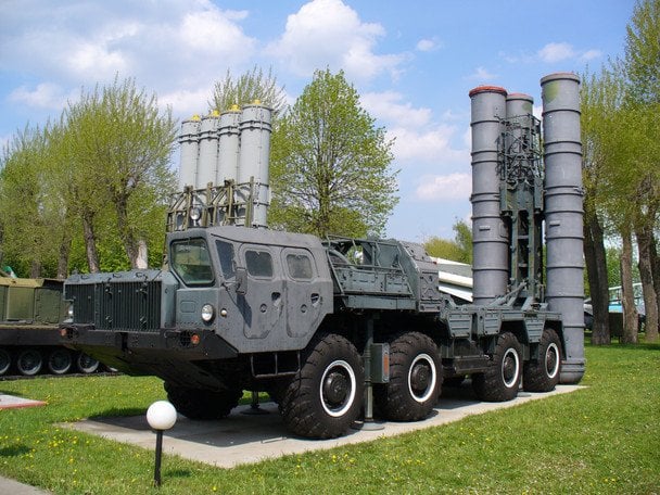 Ракети С-300 проти балістики: чи може врятувати від російського терору старе ППО