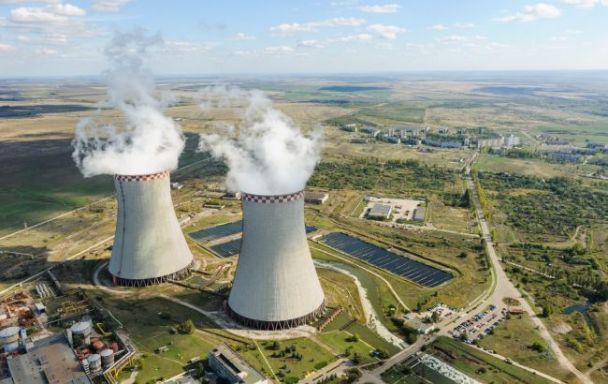 Росія вдарила по енергооб’єкту в Чернігові: люди залишилися без світла