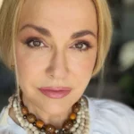 Ользі Сумській - 60. Як актриса ставиться до віку, чому конфліктує з сестрою та чи поїде з України