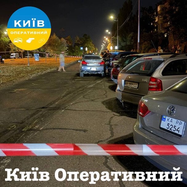 Масштабна ДТП у Києві: водій Infiniti пошкодив близько десяти авто (відео) Масштабна ДТП у Києві: водій Infiniti пошкодив близько десяти авто (відео)