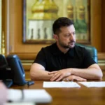 48-річний Зеленський узяв штангу на груди. Скільки разів він зміг її підняти. Відео